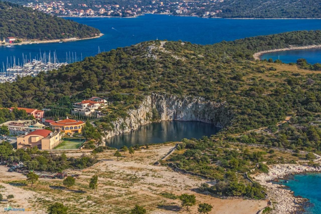 Apartments Antunovic Rogoznica  Exteriér fotografie